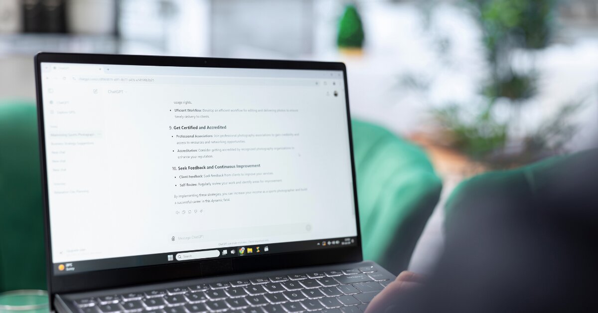 WMS training - notepads and pens